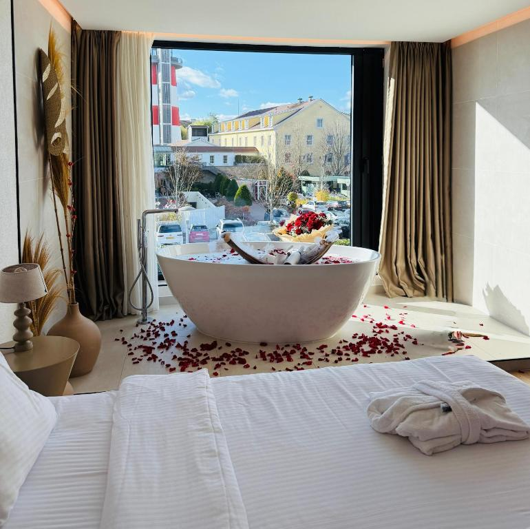 Hayat Sky Hotel