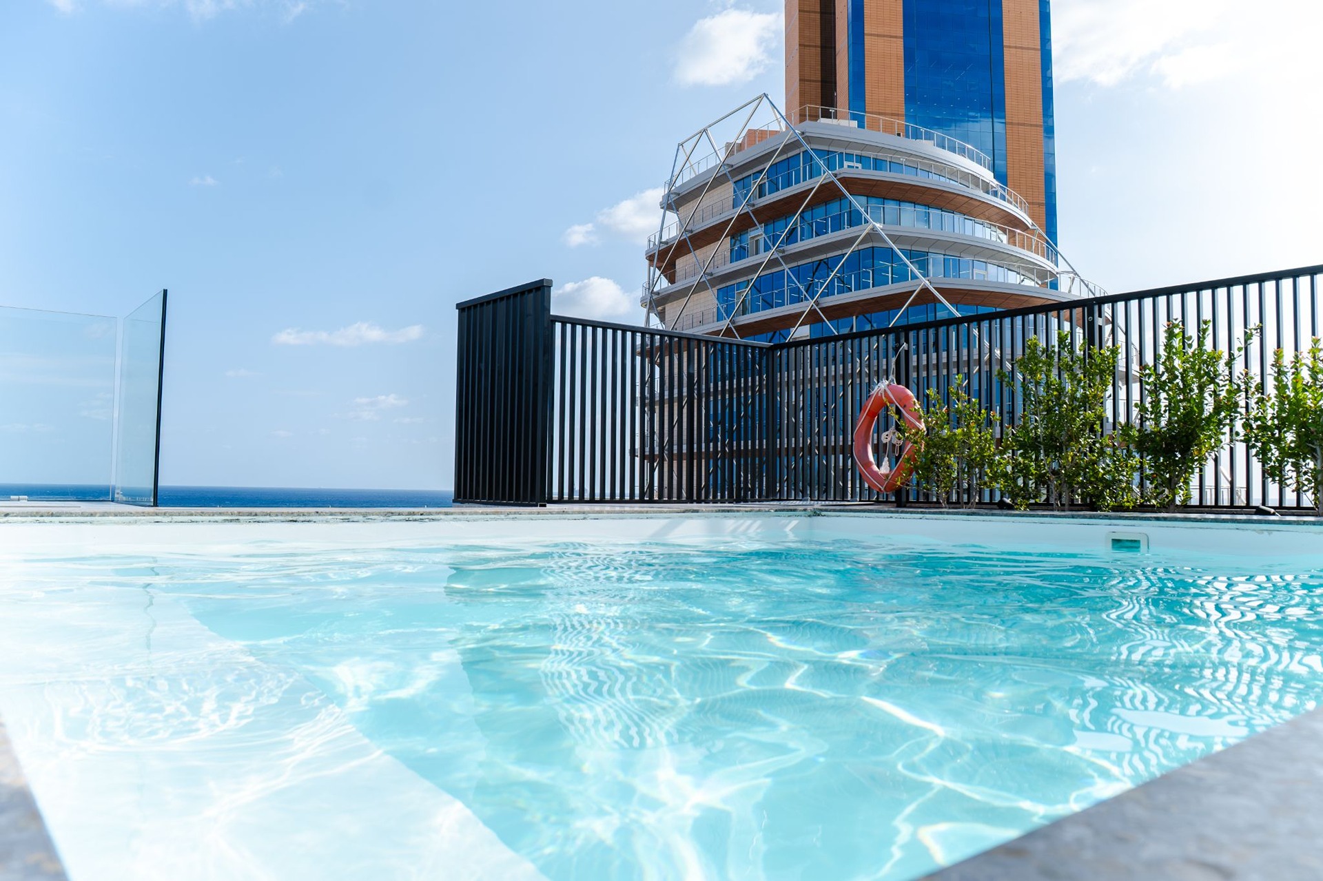 Onyx Hotel
